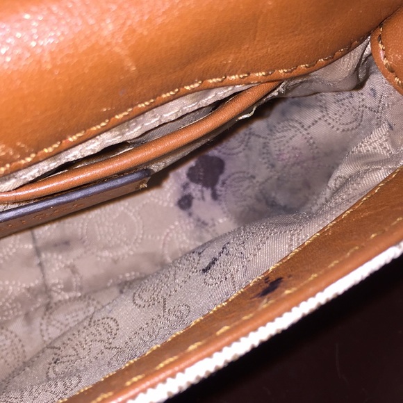 Michael Kors crossbody - Picture 4 of 6